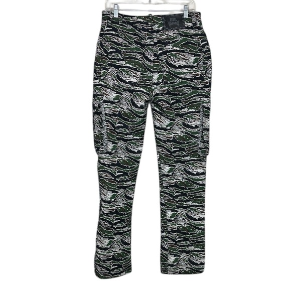 Rebel Vengeance Camouflage Cargo Pants Sz 30 - Picture 11 of 11